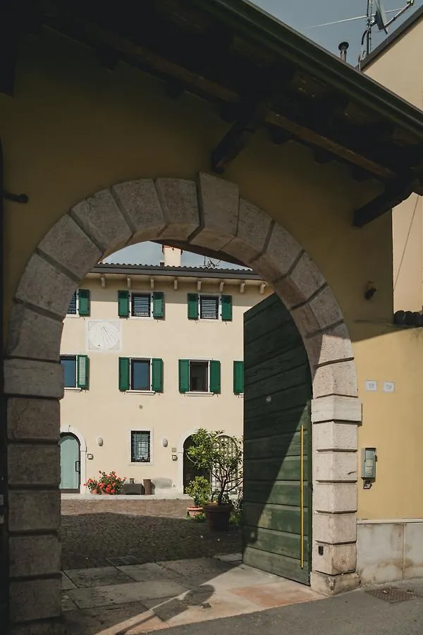 A Casa Di Tom Bed and Breakfast SantʼAmbrogio di Valpolicella Bed & Breakfast
