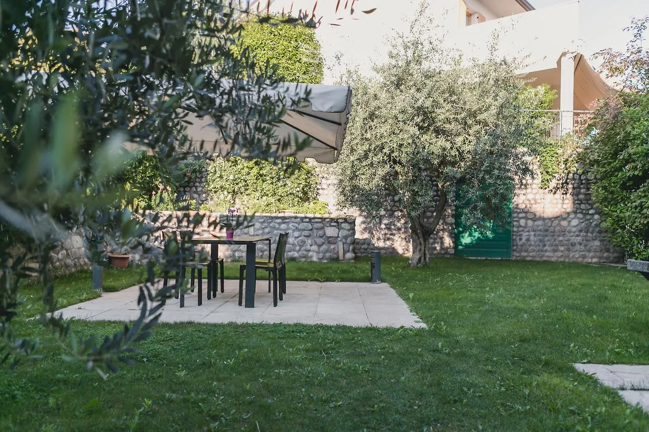 Bed and Breakfast A Casa Di Tom à SantʼAmbrogio di Valpolicella Couette-café