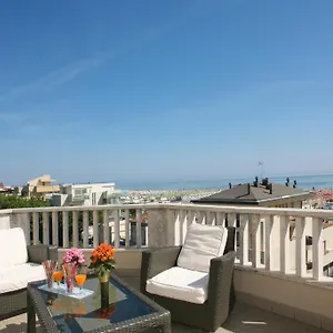 Internazionale Aparthotel Rimini